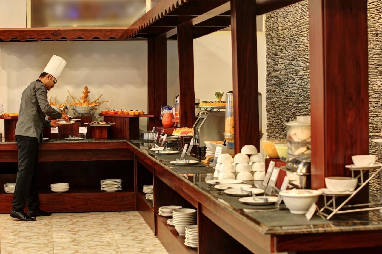 Gokulam Grand Resort & Spa, Coorg Kushālnagar Buitenkant foto