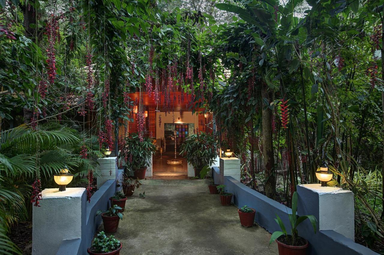 Gokulam Grand Resort & Spa, Coorg Kushālnagar Buitenkant foto