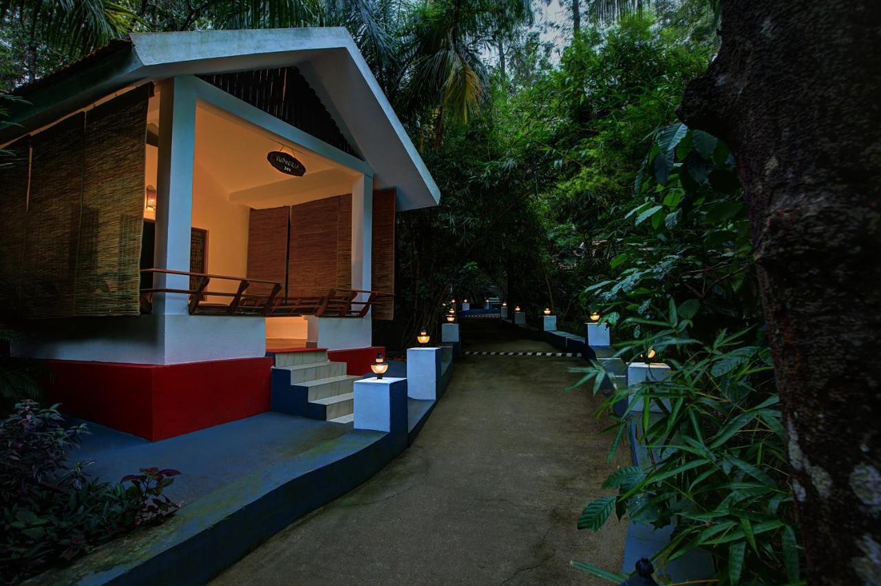 Gokulam Grand Resort & Spa, Coorg Kushālnagar Buitenkant foto