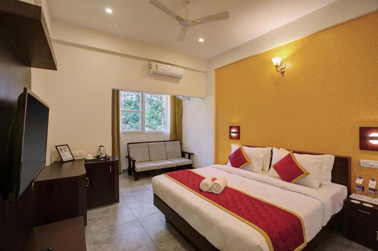 Gokulam Grand Resort & Spa, Coorg Kushālnagar Buitenkant foto