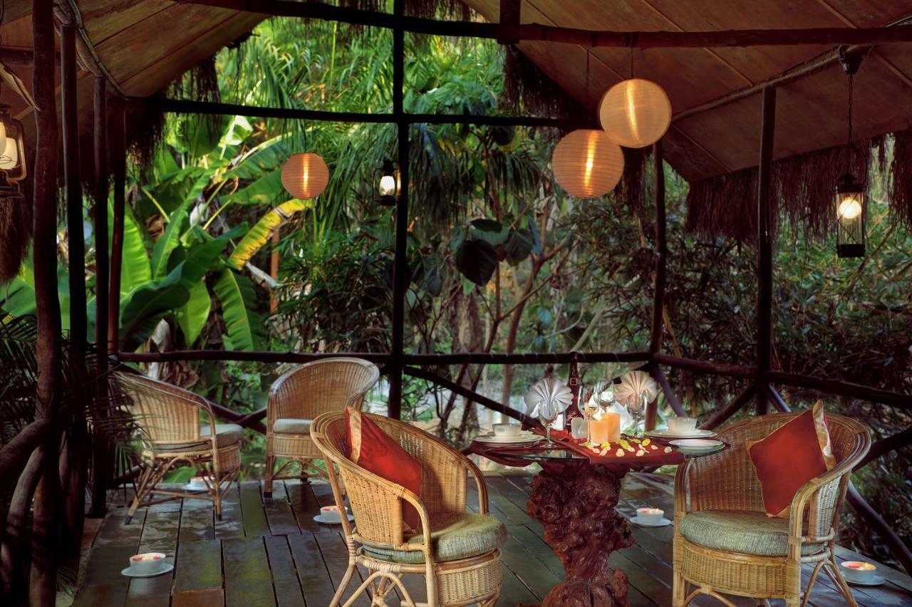 Gokulam Grand Resort & Spa, Coorg Kushālnagar Buitenkant foto