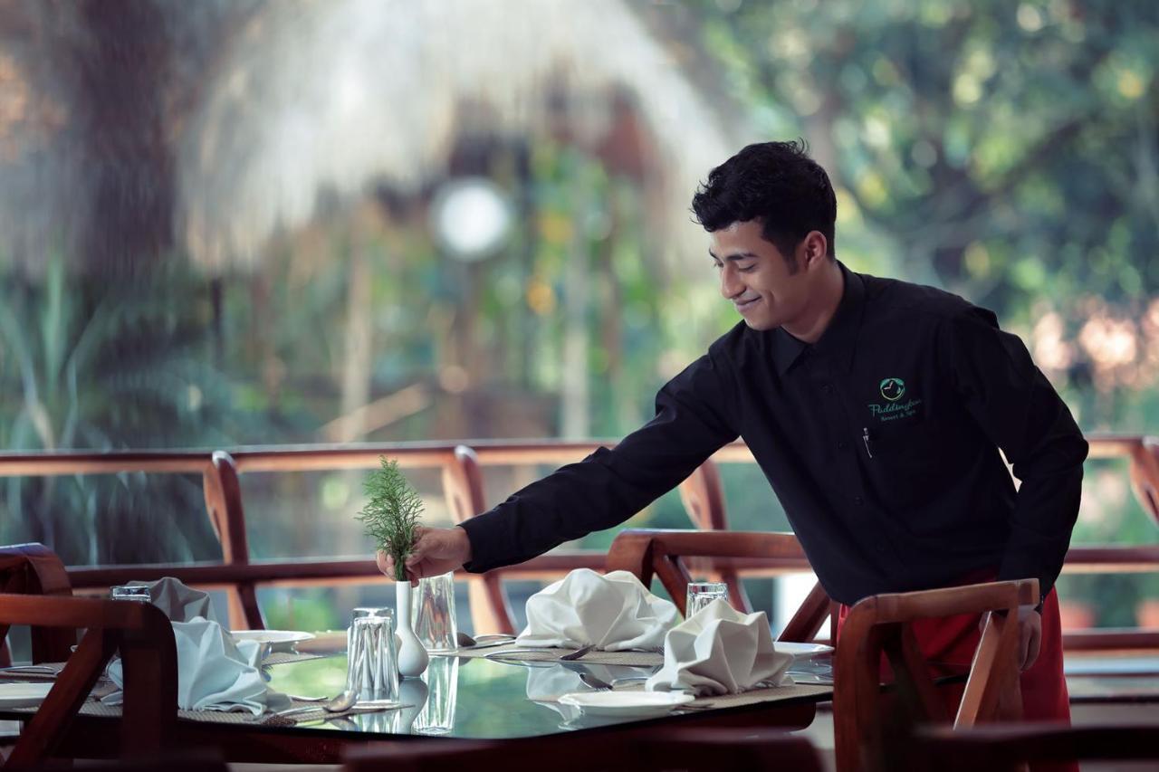 Gokulam Grand Resort & Spa, Coorg Kushālnagar Buitenkant foto