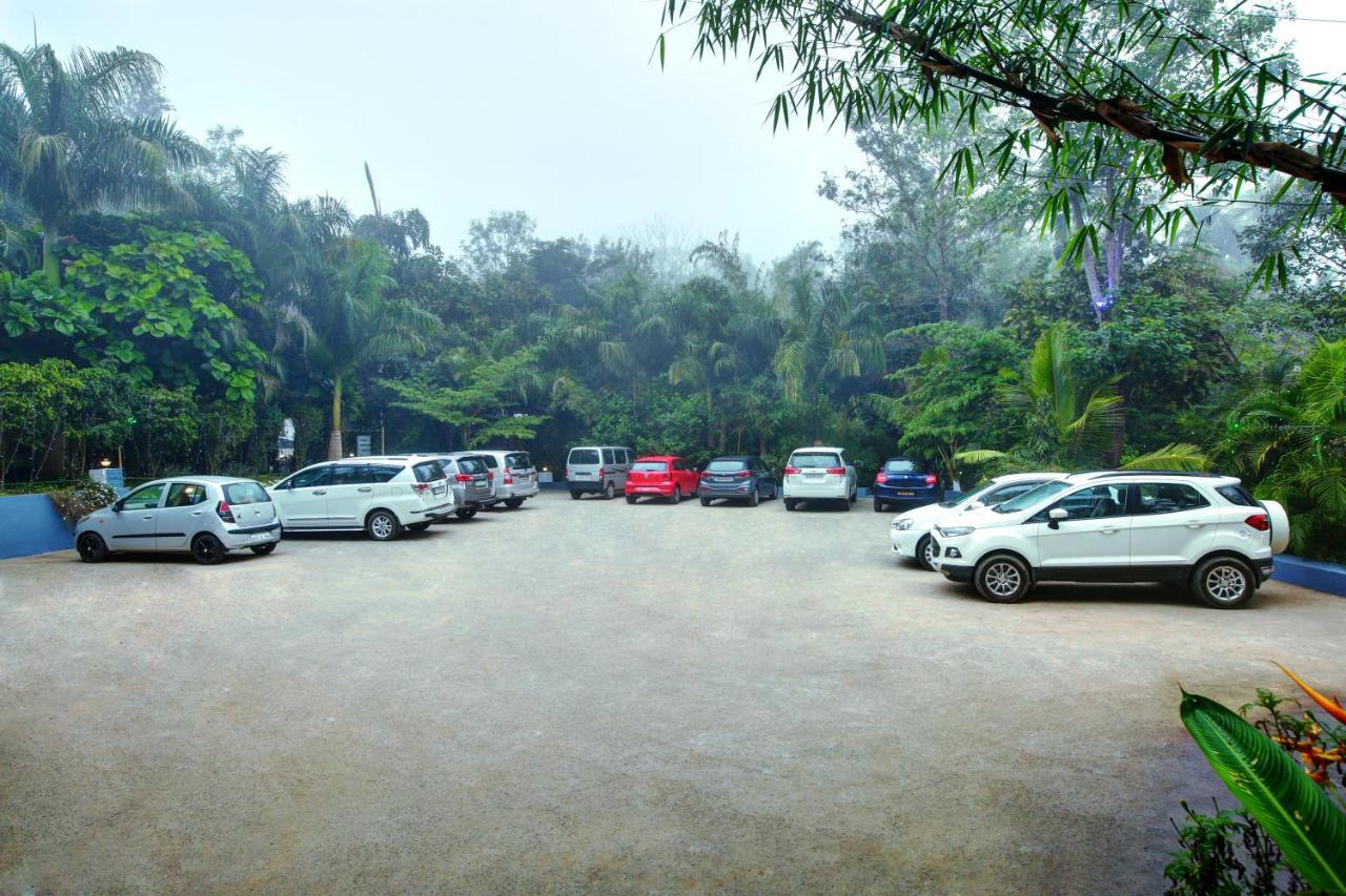 Gokulam Grand Resort & Spa, Coorg Kushālnagar Buitenkant foto
